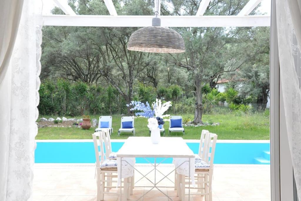 Villa Erietta Near Lefkas Center Apolpaina エクステリア 写真